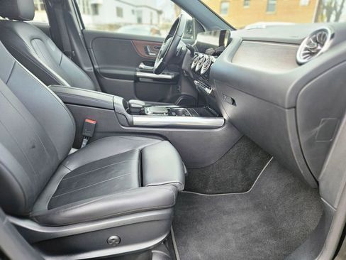 Used 2022 Mercedes-Benz GLA 250 4MATIC image 8