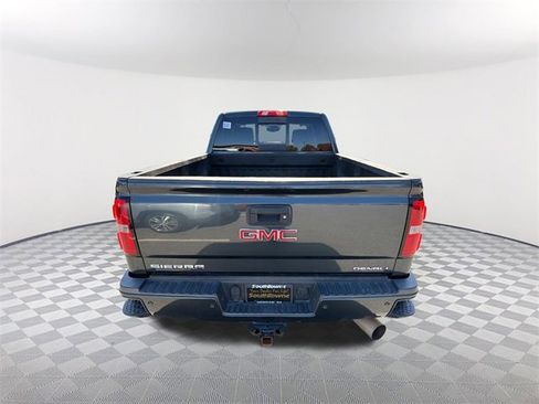 Used 2018 GMC Sierra 3500 Denali w/ Duramax Plus Package image 6
