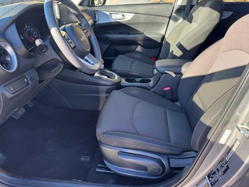 Certified 2024 Kia Forte LXS image 17