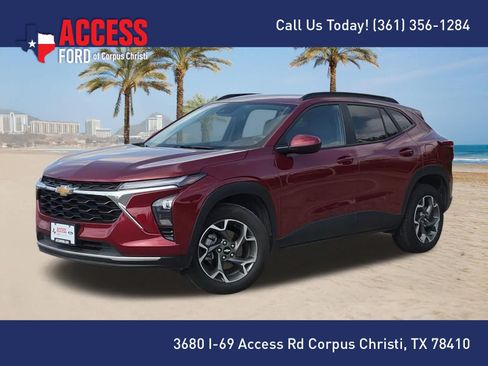 Used 2024 Chevrolet Trax LT FWD image 1
