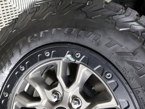 Used 2022 Jeep Wrangler Unlimited Rubicon image 48