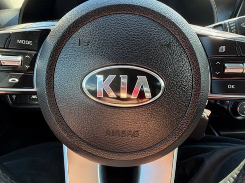 Used 2019 Kia Forte S FWD image 14