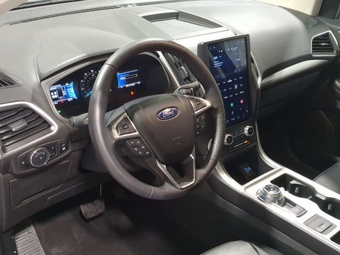 Used 2024 Ford Edge SEL w/ Convenience Package image 10