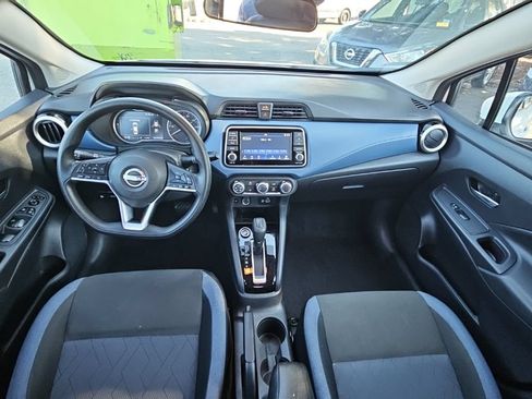 Used 2025 Nissan Versa SV FWD image 9