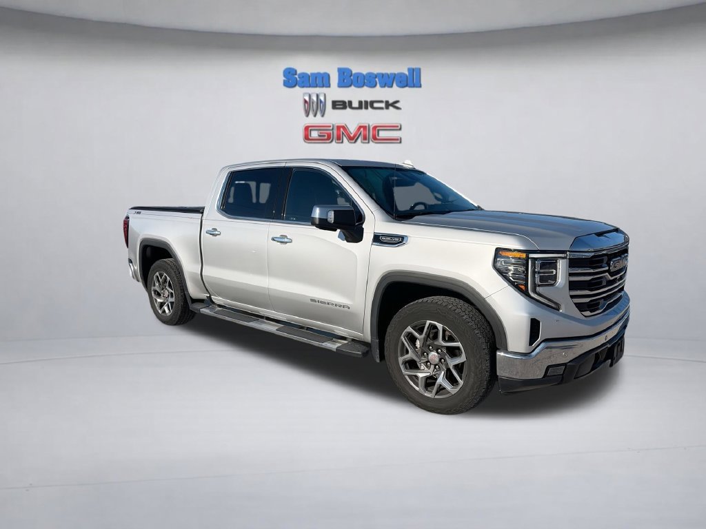 Used 2022 GMC Sierra 1500 SLT w/ SLT Premium Plus Package AWD/4WD image 3