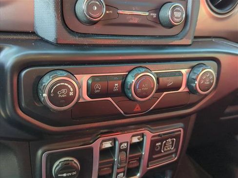 Used 2020 Jeep Wrangler Unlimited Sport S AWD/4WD image 20