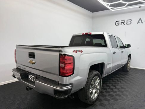Used 2018 Chevrolet Silverado 1500 Custom w/ Custom Value Package image 8