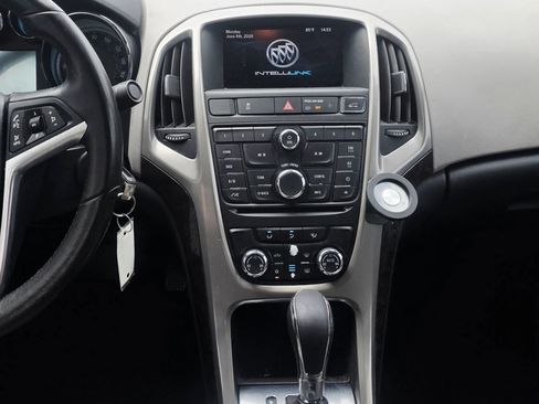 Used 2015 Buick Verano FWD image 17