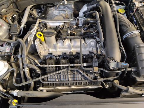 Used 2020 Volkswagen Jetta R-Line w/ R-Line Cold Weather Package FWD image 30
