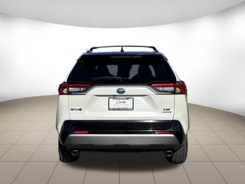 Used 2021 Toyota RAV4 XSE AWD/4WD image 6