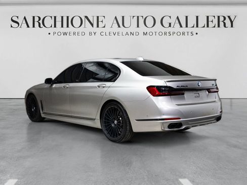 Used 2022 BMW ALPINA B7 xDrive w/ Interior Design Package AWD/4WD image 14