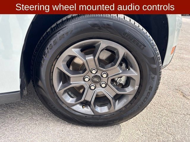 Used 2022 Ford Maverick XLT FWD image 7