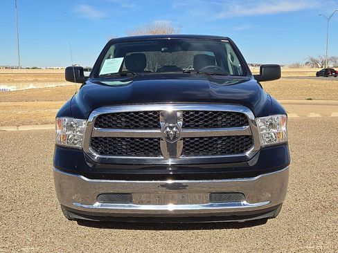 Used 2024 RAM 1500 Classic SLT image 8