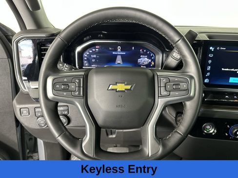 Used 2024 Chevrolet Silverado 1500 LT AWD/4WD image 13