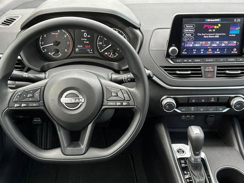 New 2025 Nissan Altima 2.5 S image 11