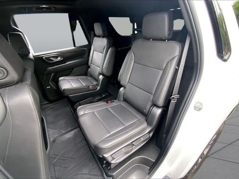 Used 2023 Chevrolet Tahoe Z71 w/ Luxury Package AWD/4WD image 21