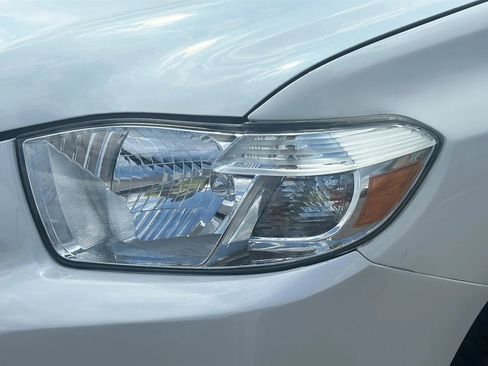 Used 2008 Toyota Highlander Sport image 8