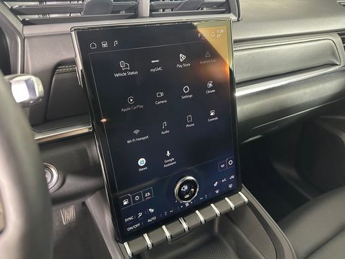 Used 2026 GMC Terrain Elevation w/ Elevation Premium Package image 18