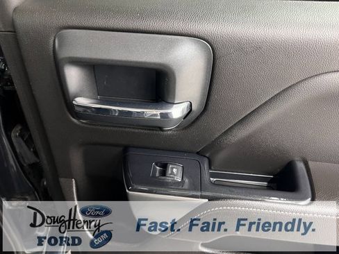 Used 2018 Chevrolet Silverado 1500 LT w/ All Star Edition image 32