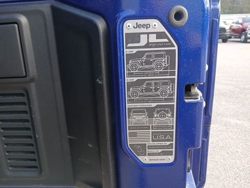 Used 2019 Jeep Wrangler Unlimited Rubicon image 32