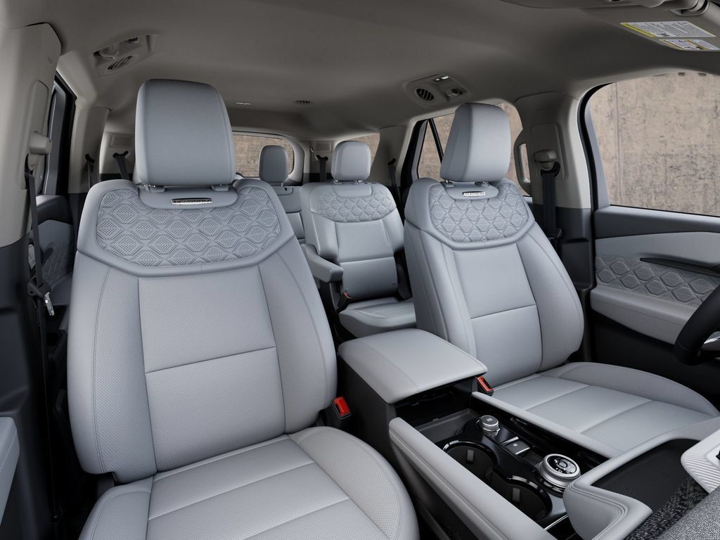 New 2027 Ford Explorer Platinum RWD image 10