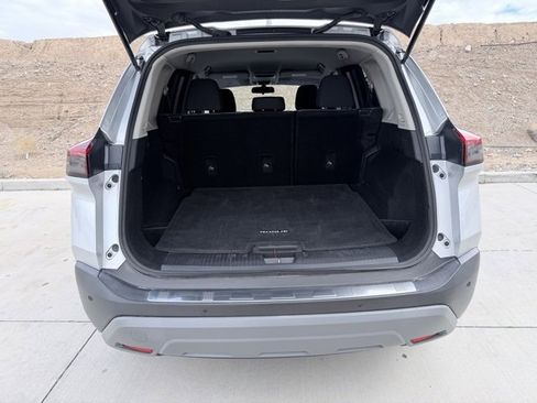 Certified 2021 Nissan Rogue SV image 31