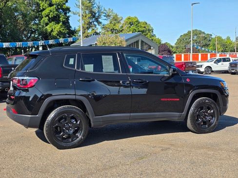 Used 2023 Jeep Compass Trailhawk image 31