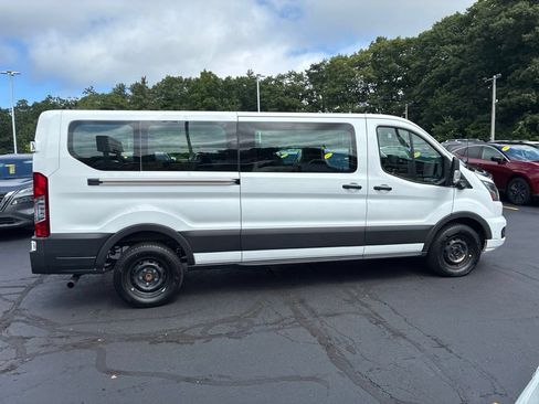 Used 2023 Ford Transit 350 XLT RWD image 8