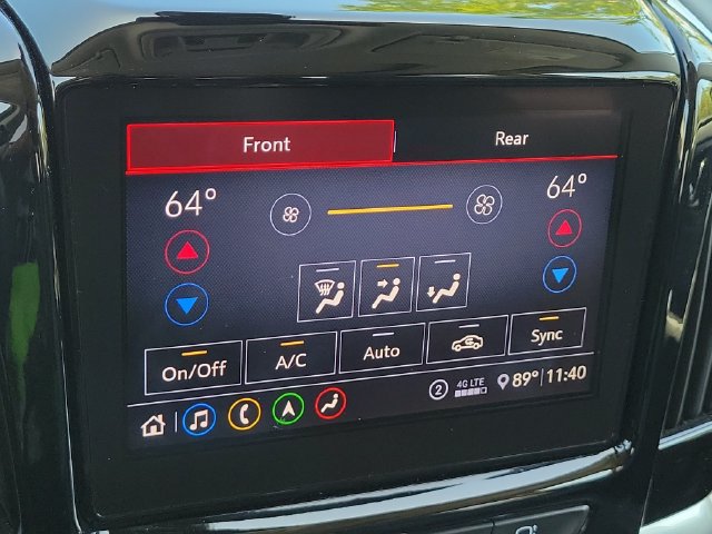 Used 2020 Chevrolet Traverse Premier FWD image 32