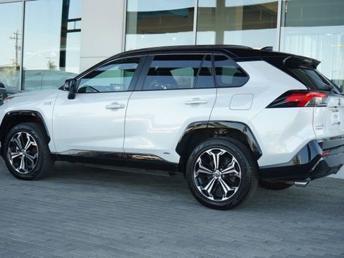 Used 2023 Toyota RAV4 XSE w/ Weather Package image 6