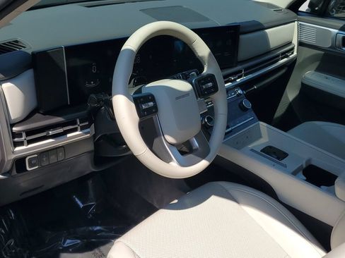 Used 2025 Hyundai Santa Fe SEL FWD image 14