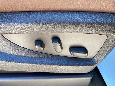 Certified 2015 Chevrolet Silverado 1500 High Country w/ High Country Premium Package image 14