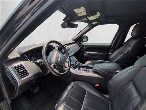 Used 2018 Land Rover Range Rover Sport HSE AWD/4WD image 3