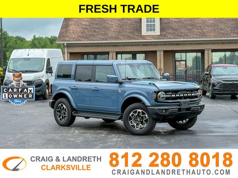 Used 2025 Ford Bronco Outer Banks AWD/4WD image 1
