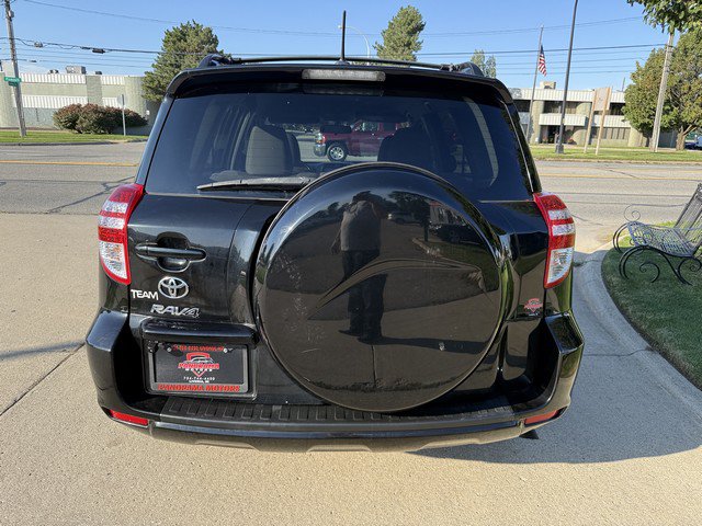 Used 2012 Toyota RAV4 FWD w/ Value Pkg image 6