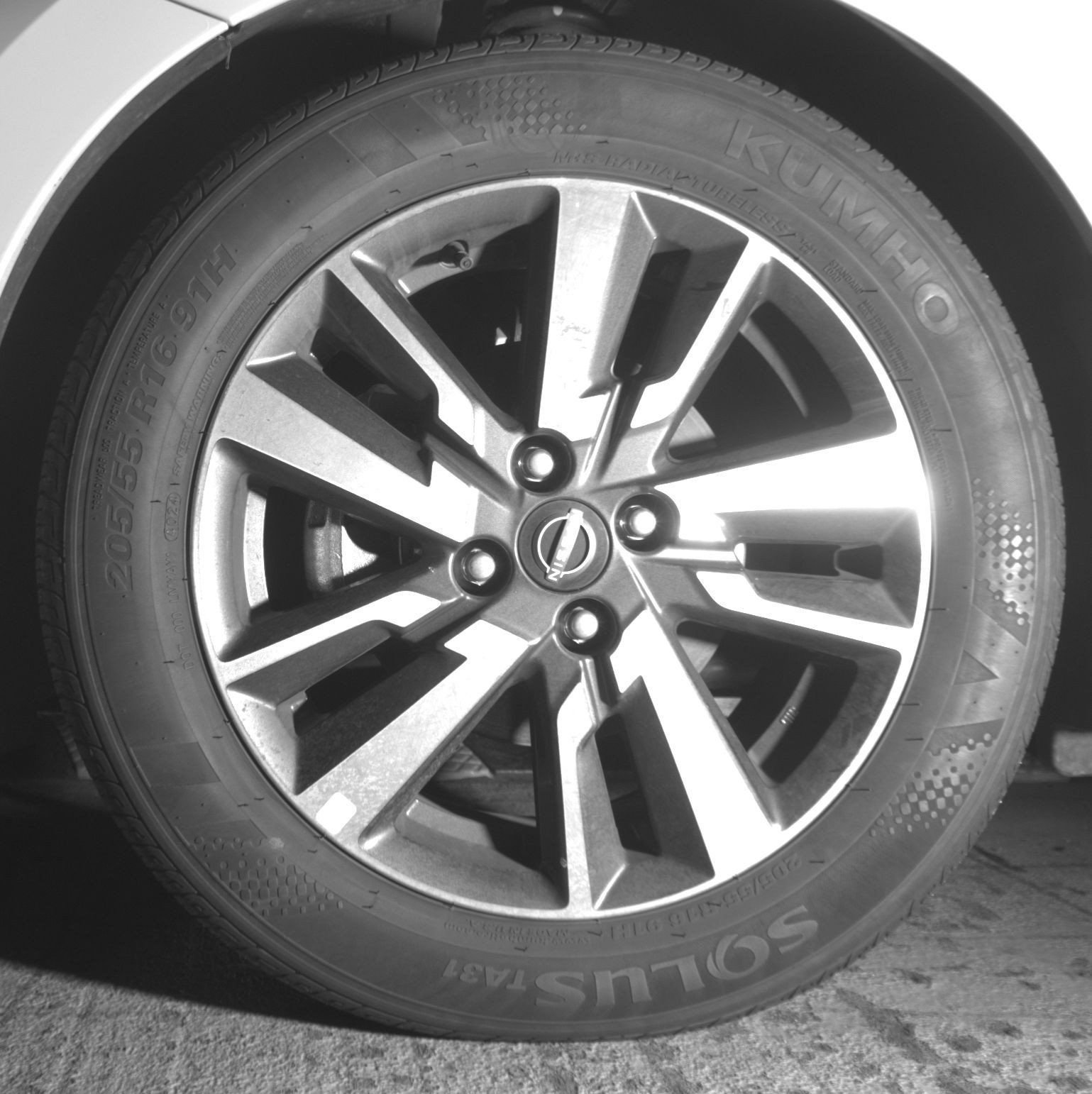 Used 2025 Nissan Versa SV FWD image 14