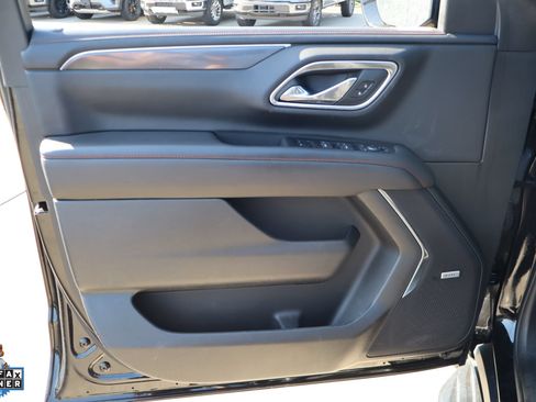 Used 2024 Chevrolet Tahoe RST w/ Luxury Package RWD image 12
