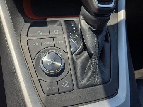 Used 2024 Toyota RAV4 Adventure AWD/4WD image 23