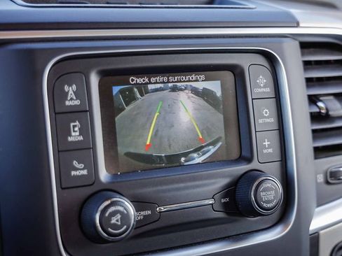 Used 2019 RAM 1500 Classic SLT image 24