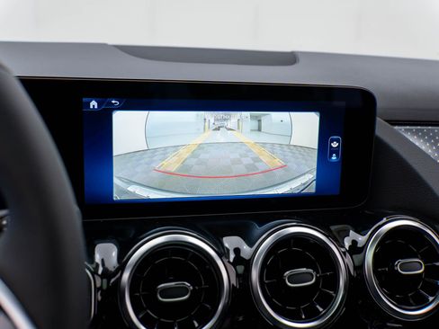 New 2026 Mercedes-Benz GLA 250 GLA 250 image 24