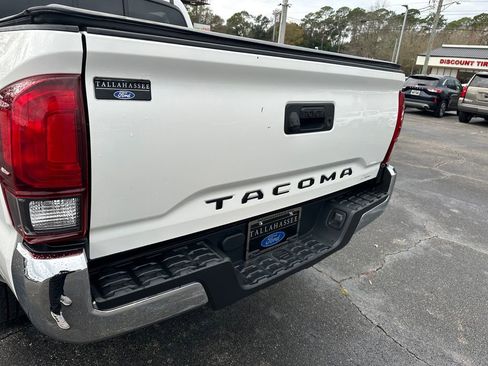 Used 2021 Toyota Tacoma SR5 image 14