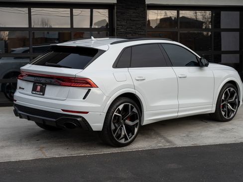 Used 2023 Audi RS Q8 image 10