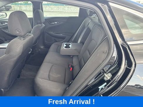 Used 2024 Chevrolet Malibu LT FWD image 3
