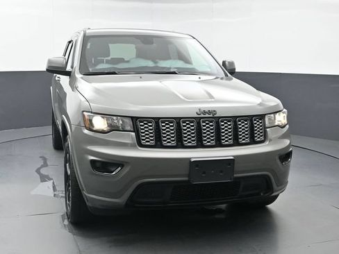 Used 2021 Jeep Grand Cherokee Laredo X AWD/4WD image 8