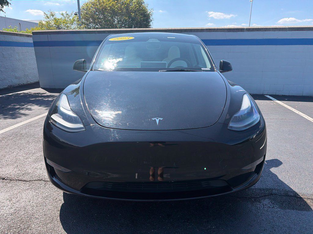 Used 2023 Tesla Model Y Performance AWD/4WD image 8