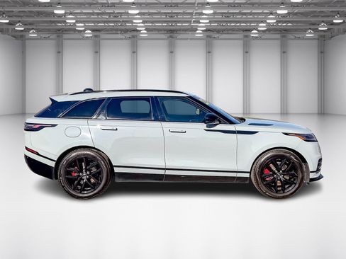 Used 2025 Land Rover Range Rover Velar Dynamic SE image 6