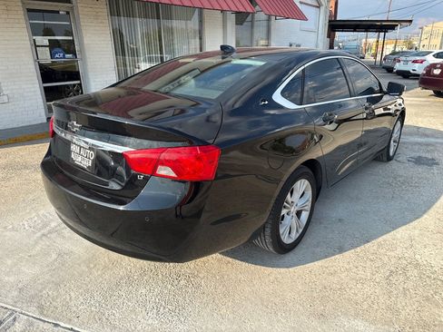Used 2015 Chevrolet Impala LT w/ Convenience Package image 4