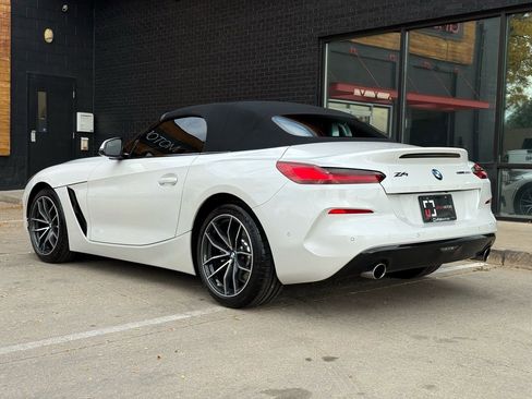 Used 2019 BMW Z4 sDrive30i w/ Convenience Package image 17