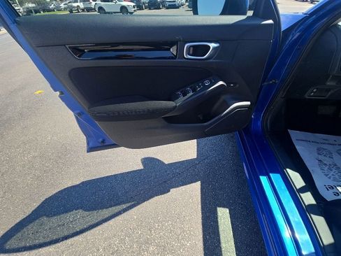 Used 2023 Honda Civic EX image 12
