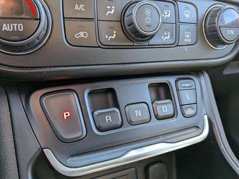 Used 2018 GMC Terrain Denali w/ Advanced Safety Package image 11